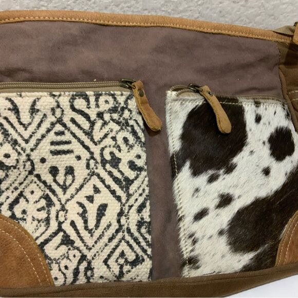 Myra Bag Handmade two tone Messenger Bag Upcycled Canvas & Cowhide Leather - Picture 13 of 15